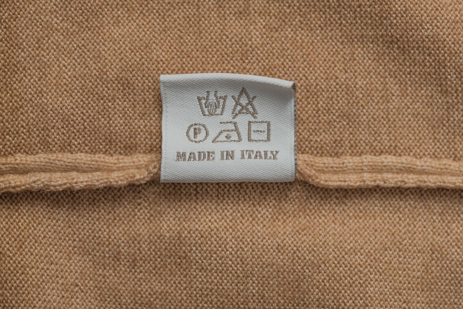 FILIPPO DE LAURENTIIS Camel Sweater Cardigan Extrafine Merino Wool Made in Italy