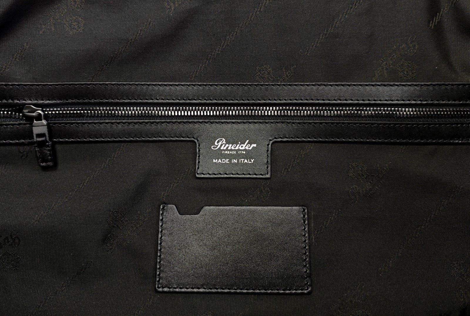 1950$ PINEIDER FIRENZE "Bottolato" Grain Calf Shoulder Travel Duffle Bag Black