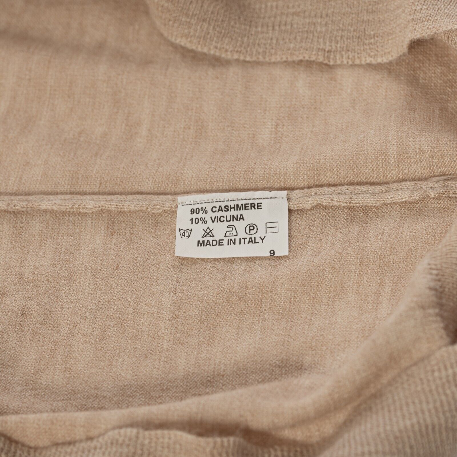 $2000 FEDELI CASHMERE Beige Crewneck Sweater 90% CASHMERE 10% VICUNA Ultra Rare
