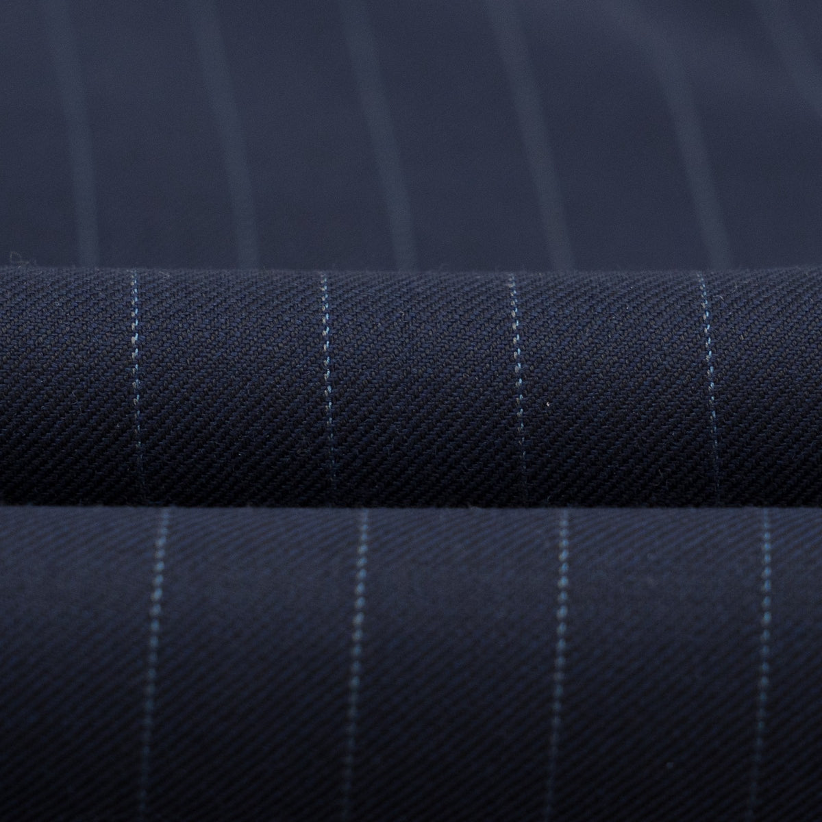 $6650 ISAIA NAPOLI "Capri" Blue Suit Wool Fine Wool 4 Season 44 US / 54 EU 8R