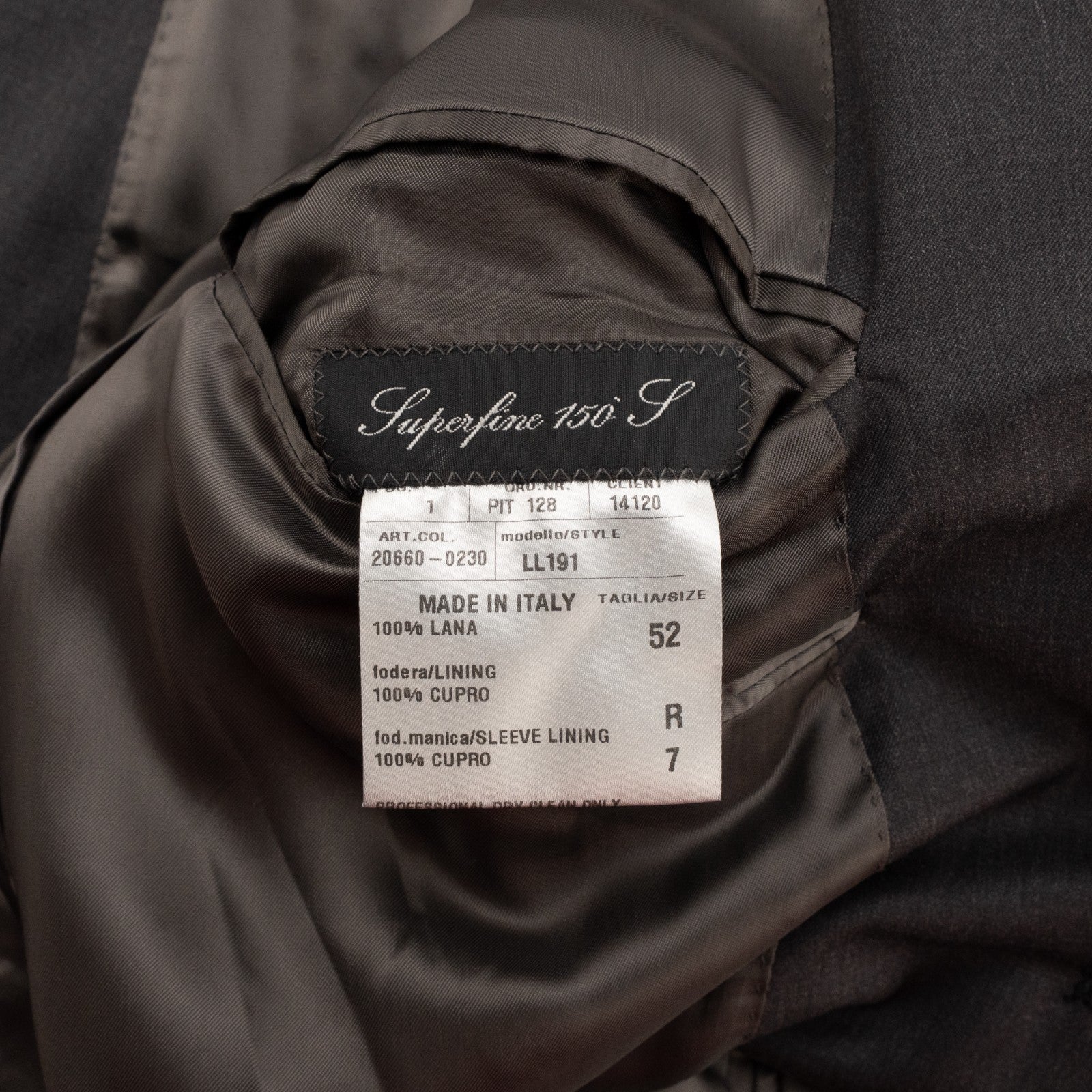 $2400 RAFFAELE CARUSO Dark Gray 3/2 Roll Suit Fine Wool 110's 42 US / 52 EU