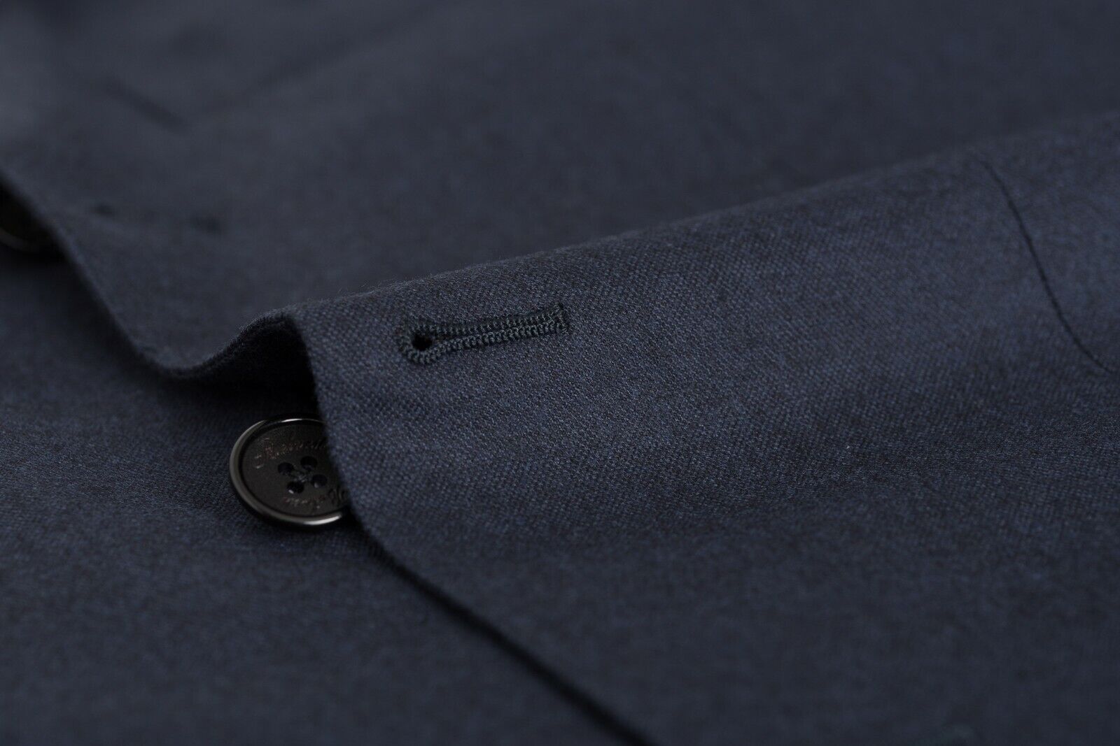 $3295 Belvest Wool Blue Suit 32 US / 42 EU Drop 8R Slim Fit Fall / Winter 2018