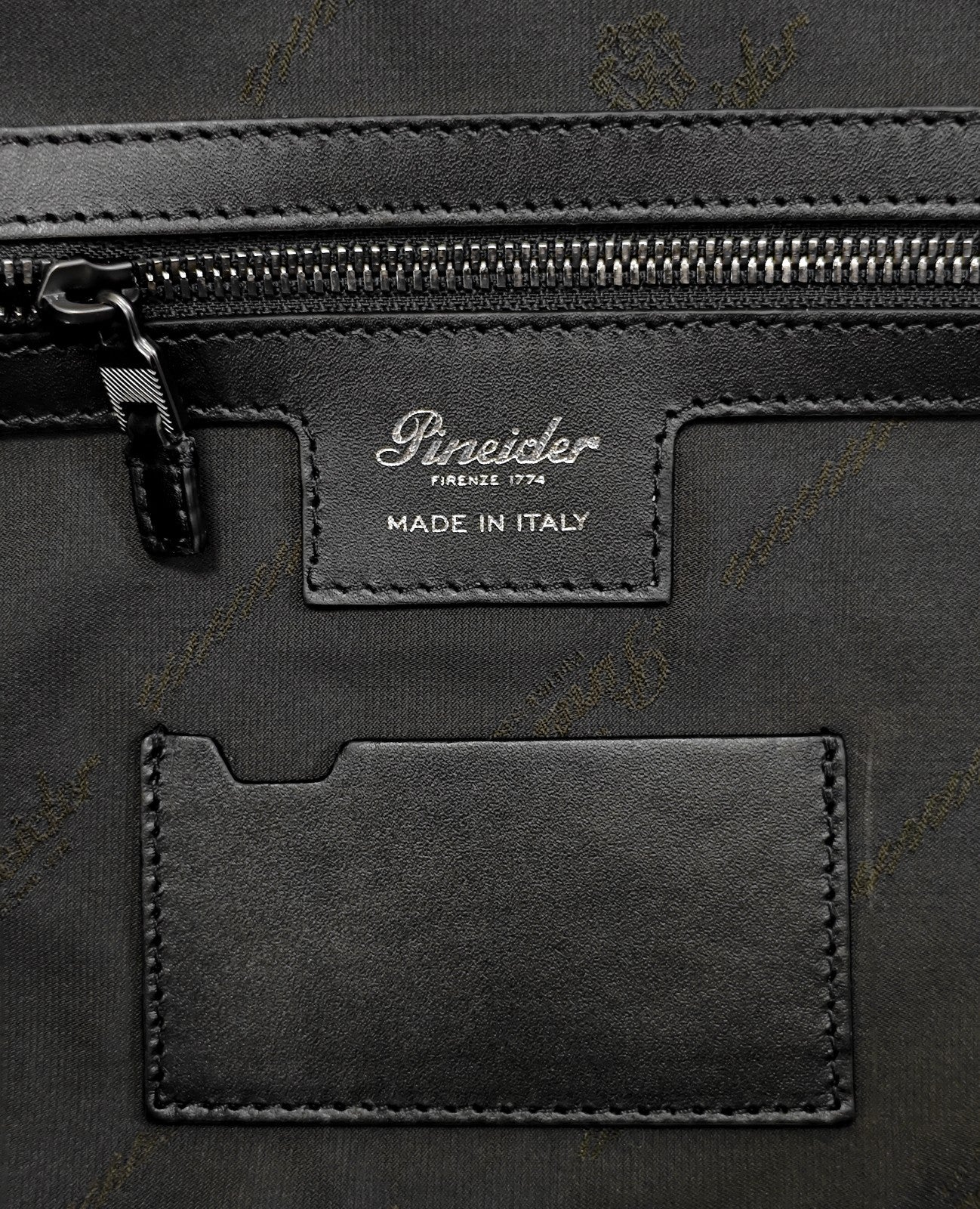 1950$ PINEIDER FIRENZE "Bottolato" Grain Calf Shoulder Travel Duffle Bag Black