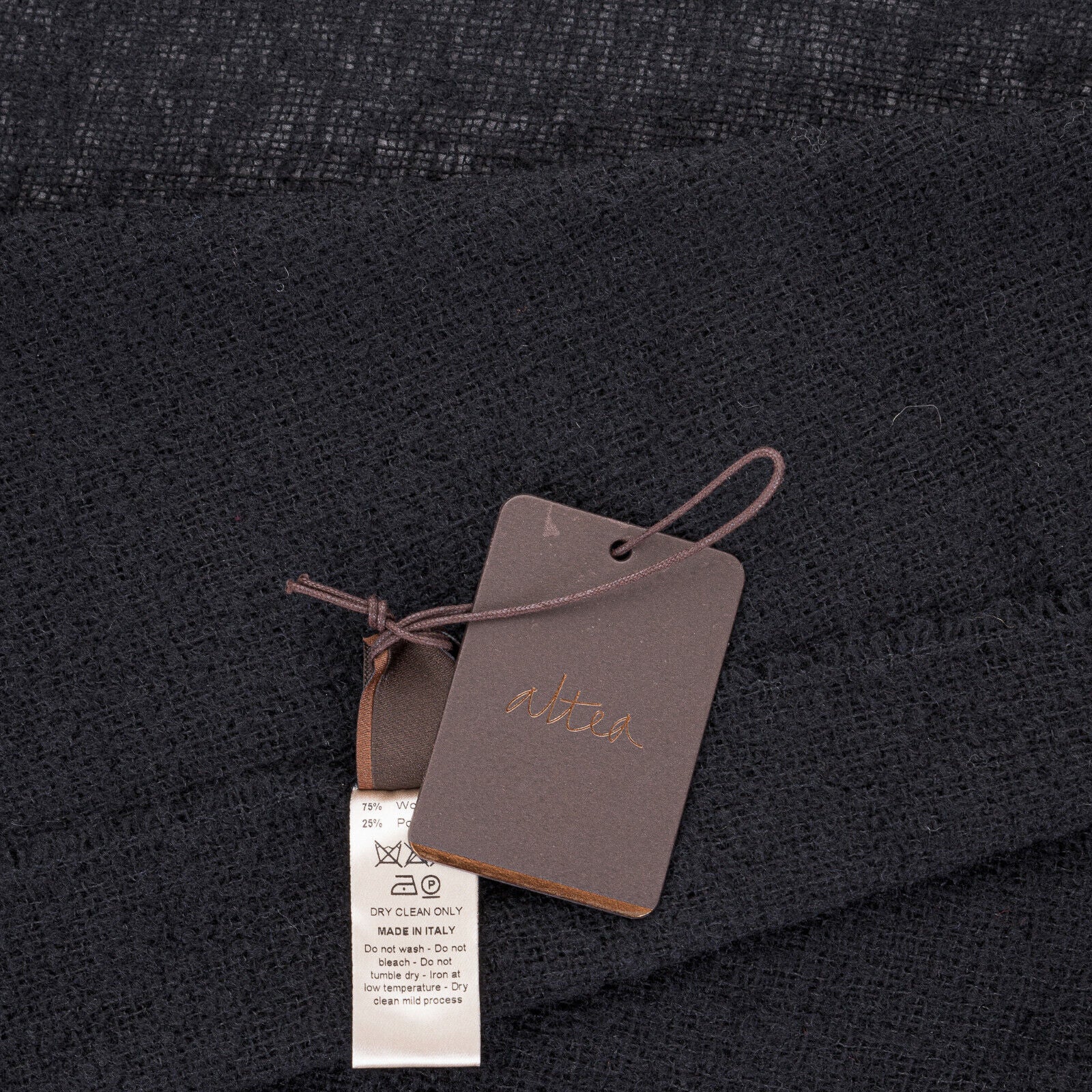 ALTEA MILANO Casual Chic Stole Scarf Perforated Wool Black Made in Italy