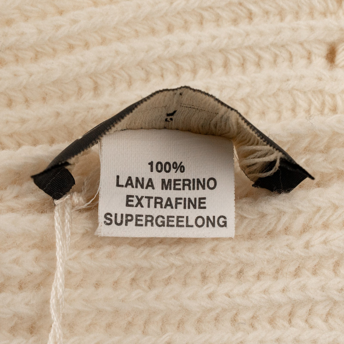 580$ ETRO MILANO Scarf Cream Ribbed Knit Supergeelong Merino Wool with Fringes