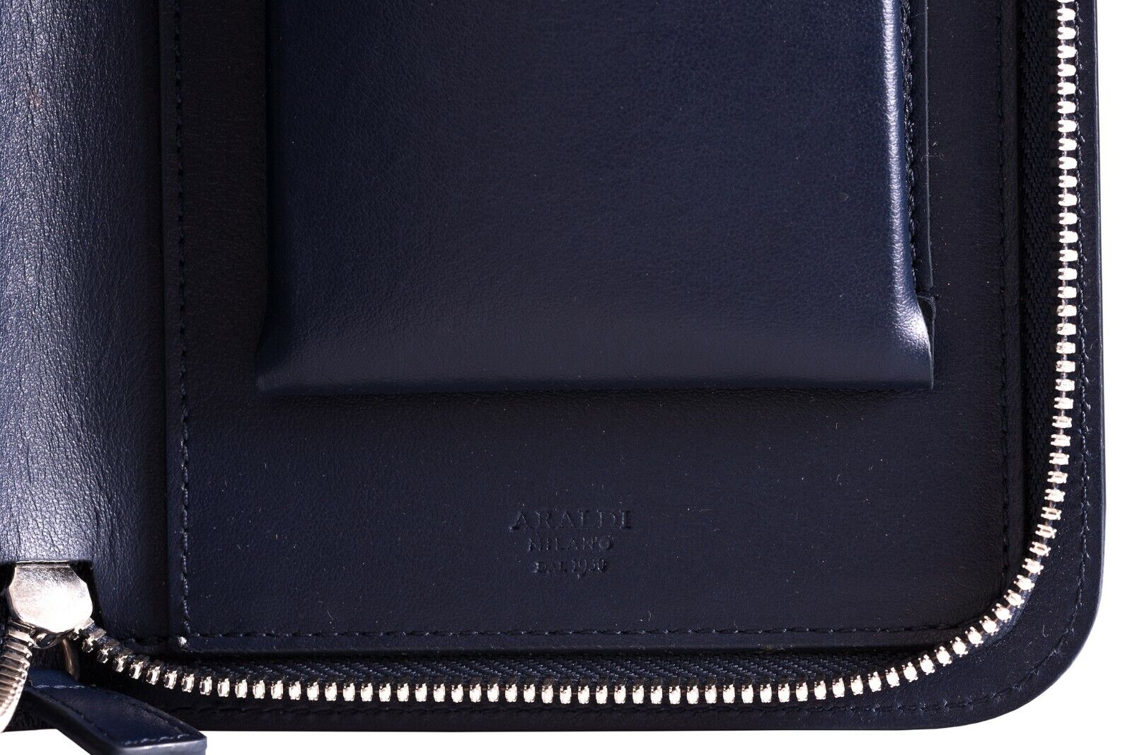 ARALDI MILANO 1930 Ocean Blue TAMPONATO Leather Clutch Bag Travel Wallet Handbag