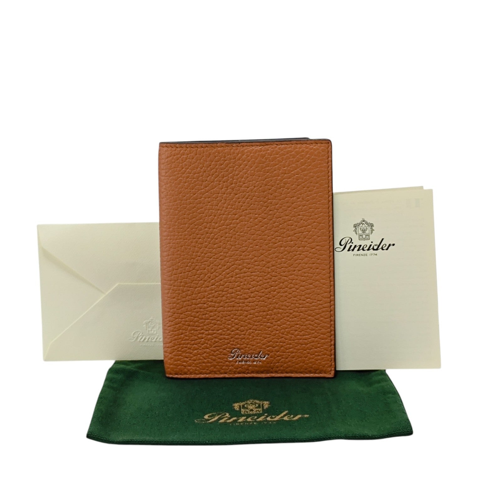 220$ PINEIDER FIRENZE 1774 "Bottolato" Passport Holder Grain Calf Brick Brown