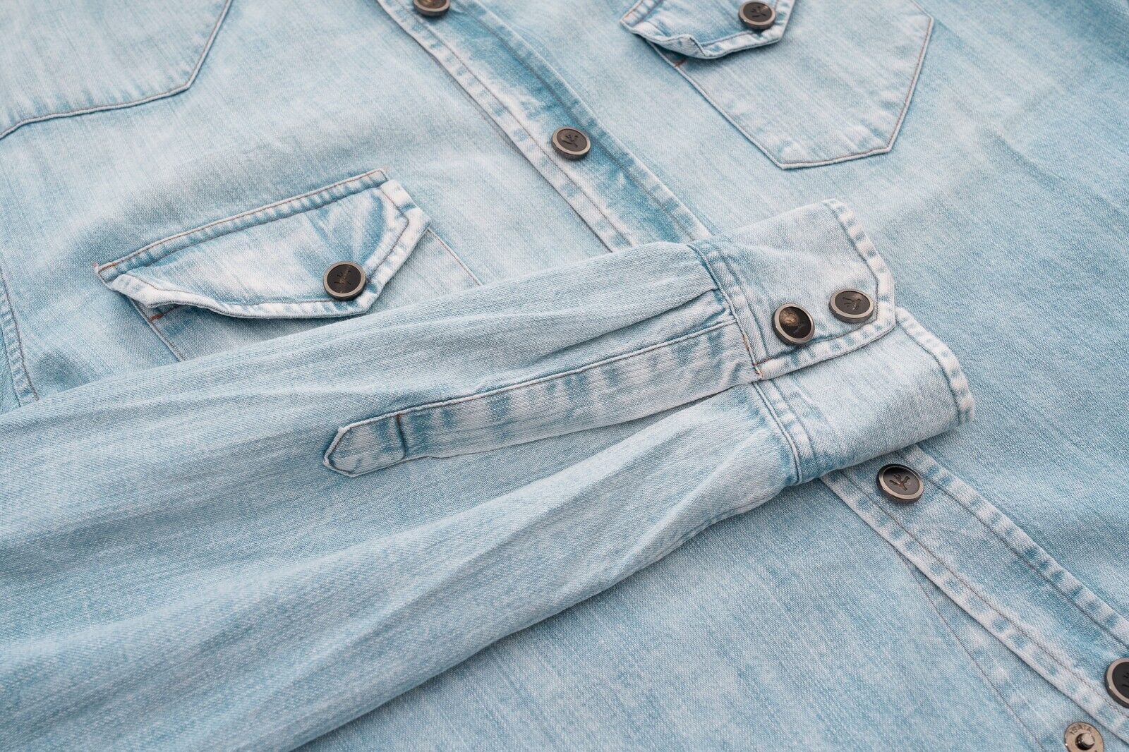 $900 ISAIA NAPOLI Light Blue Denim Shirt Jacket Washed Cotton Size 15.5 - 39