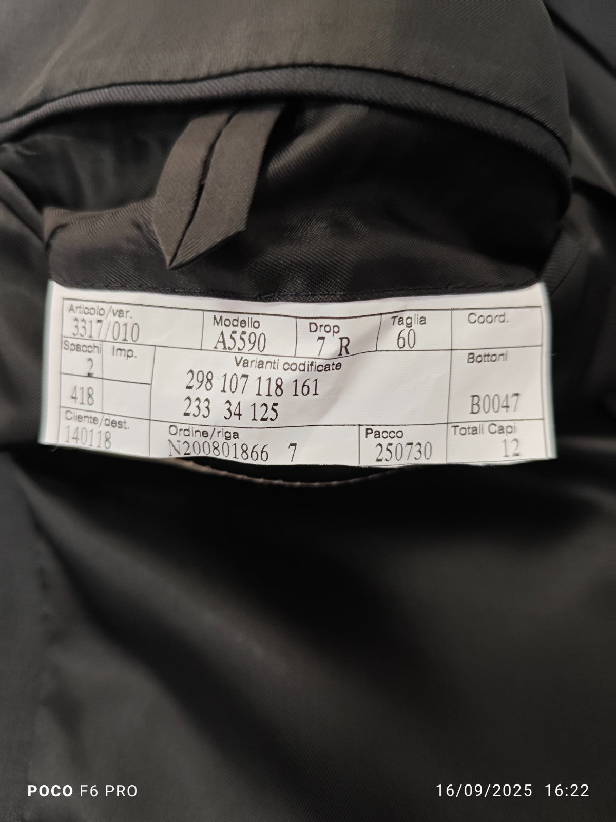 $1800 BURBERRY LONDON Black Solid Suit Fine Wool Super 150's Regular