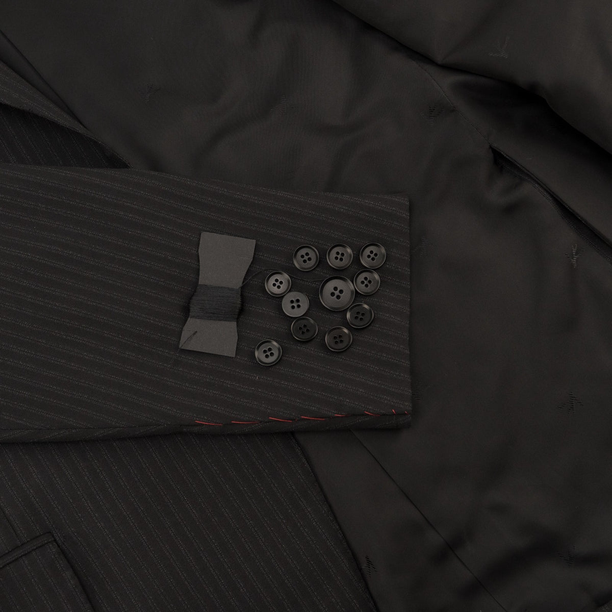 $6600 ISAIA "Gregorio" Black Hand-Sewn Suit Fine Wool Striped 44 US / 54 EU 7R