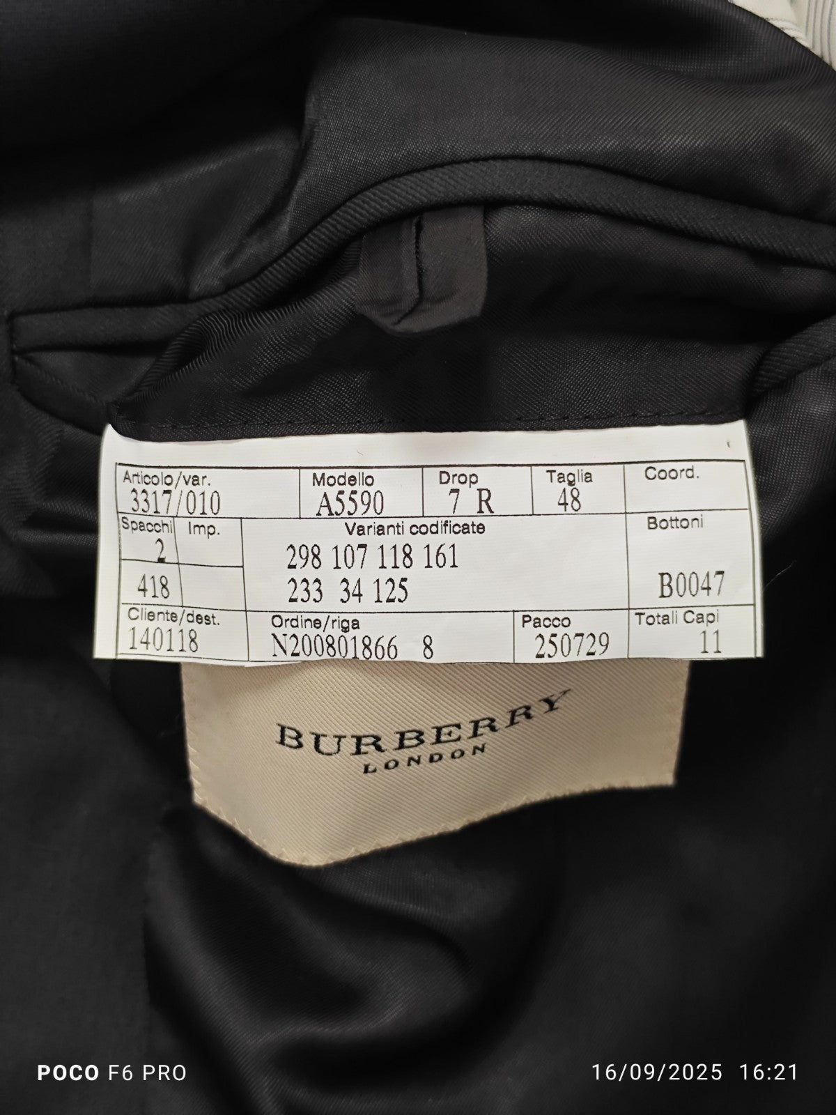 $1800 BURBERRY LONDON Black Solid Suit Fine Wool Super 150's Regular