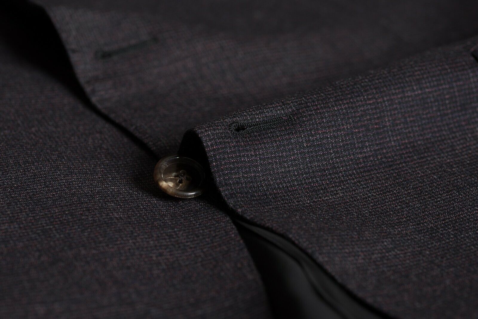 $2780 Belvest Wool Dark Gray + Magenta Suit 44 US / 54 EU  Drop 7R