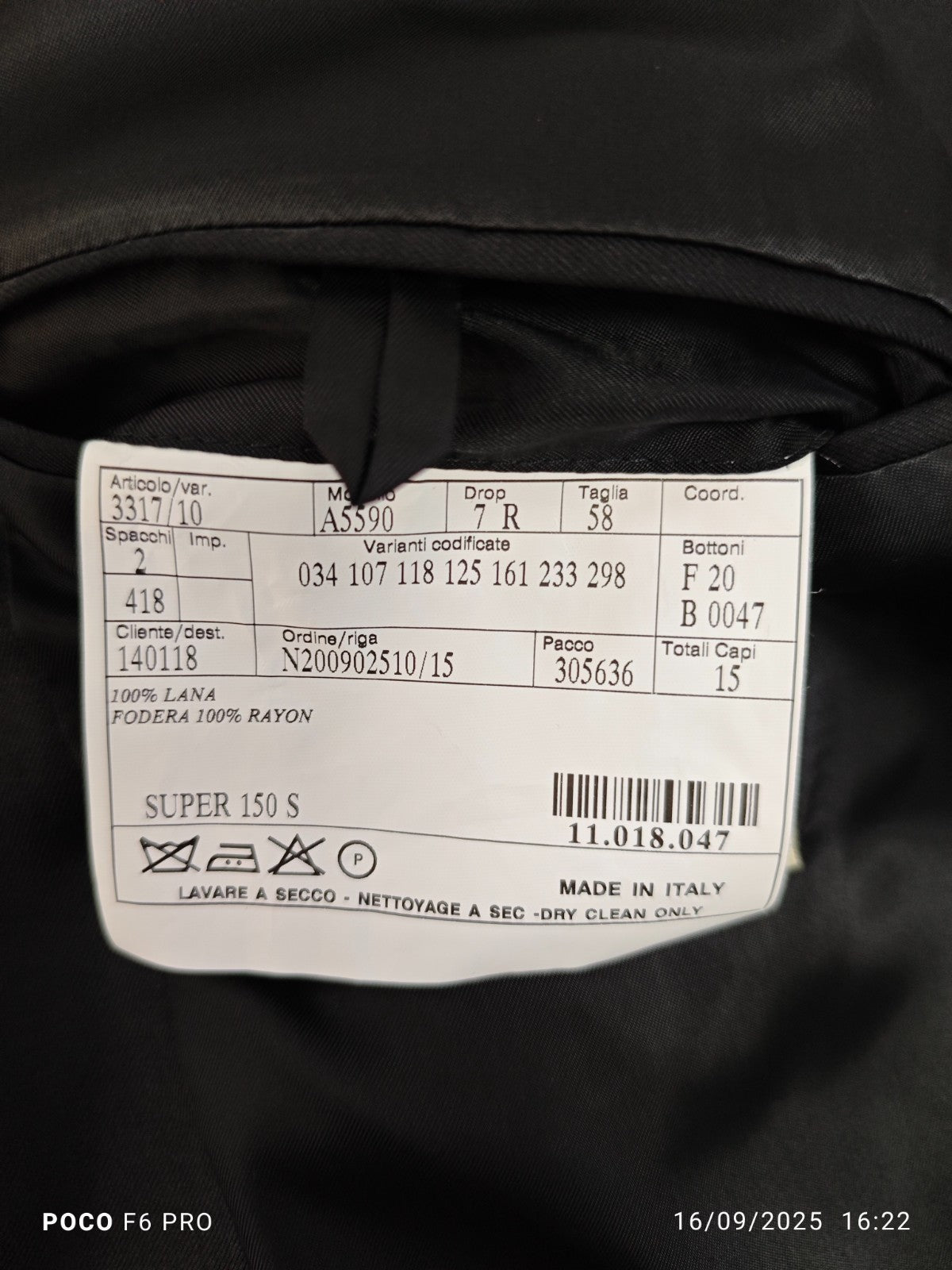 $1800 BURBERRY LONDON Black Solid Suit Fine Wool Super 150's Regular