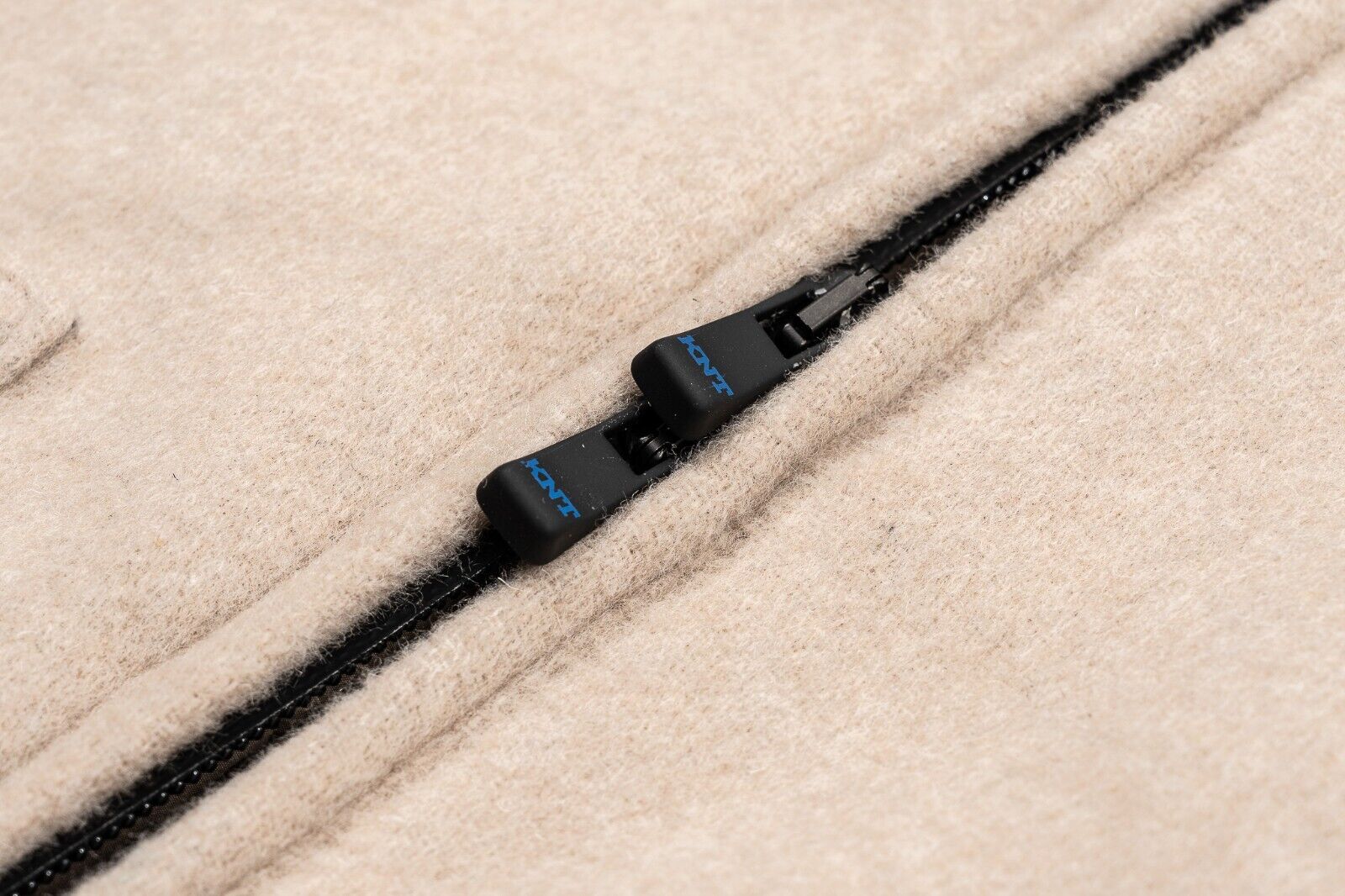 $2800 KITON KNT Ivory Puffer Goose Down Jacket Wool / Cashmere 38 US / 48 EU