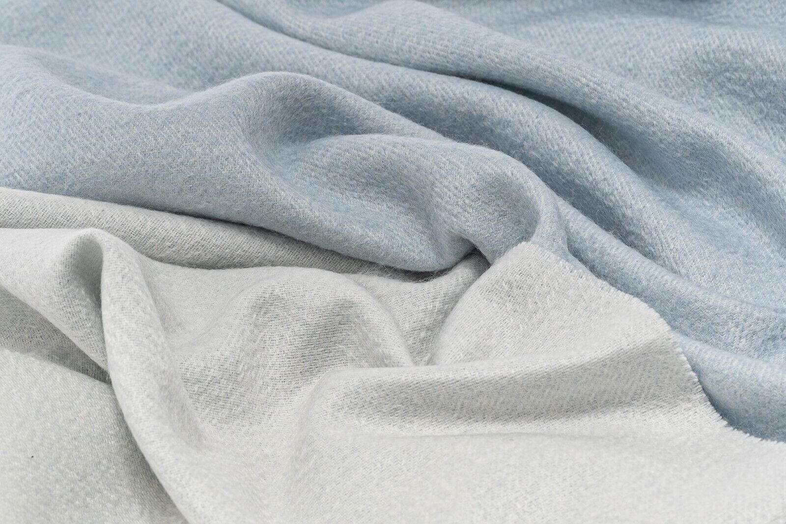 1200$ UMBERTO BILANCIONI Stole Scarf Sky Blue 100% Double Cashmere Made in Italy