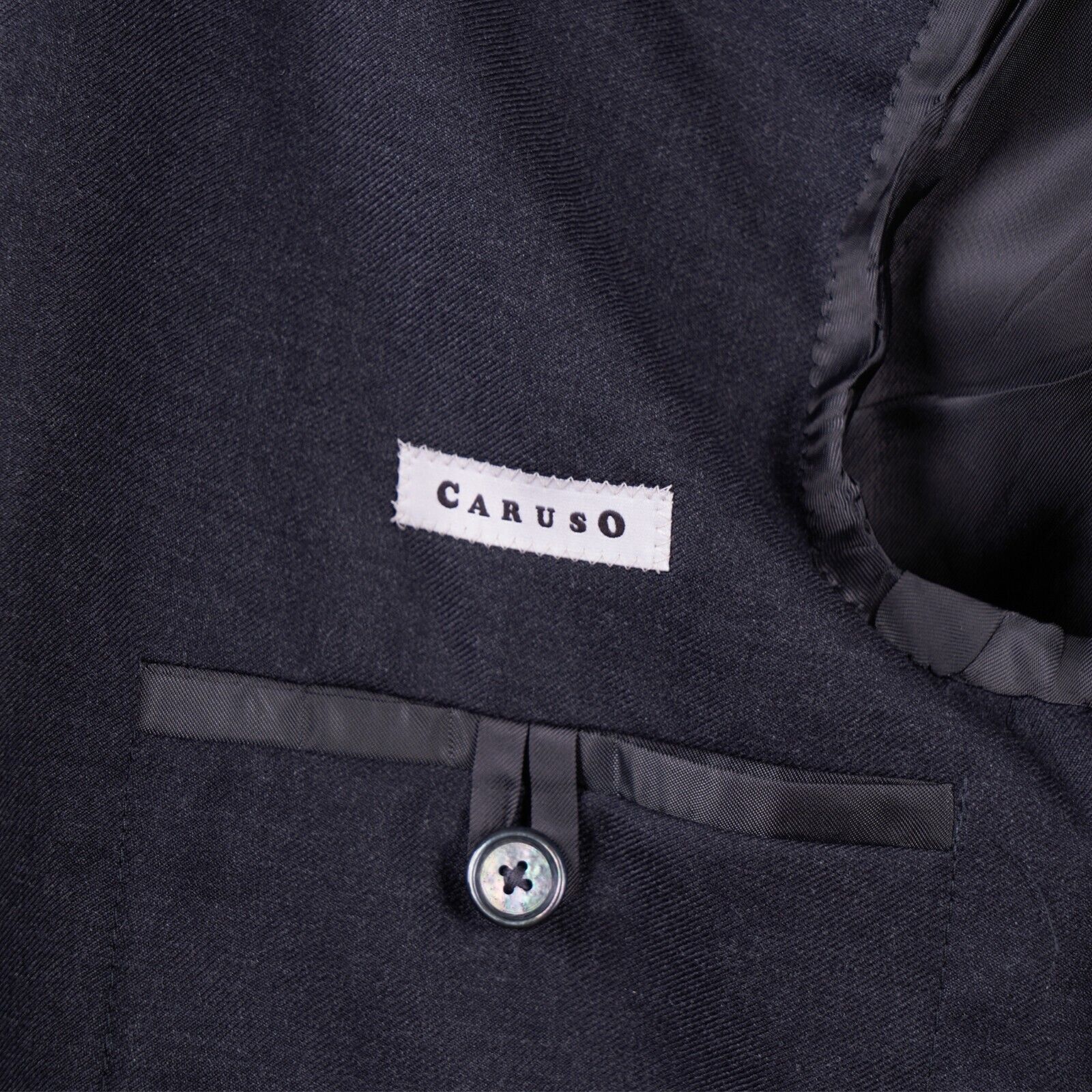 $2200 CARUSO Handmade in Italy Dark Grey Solid Wool Superfine 100's Regular Fit