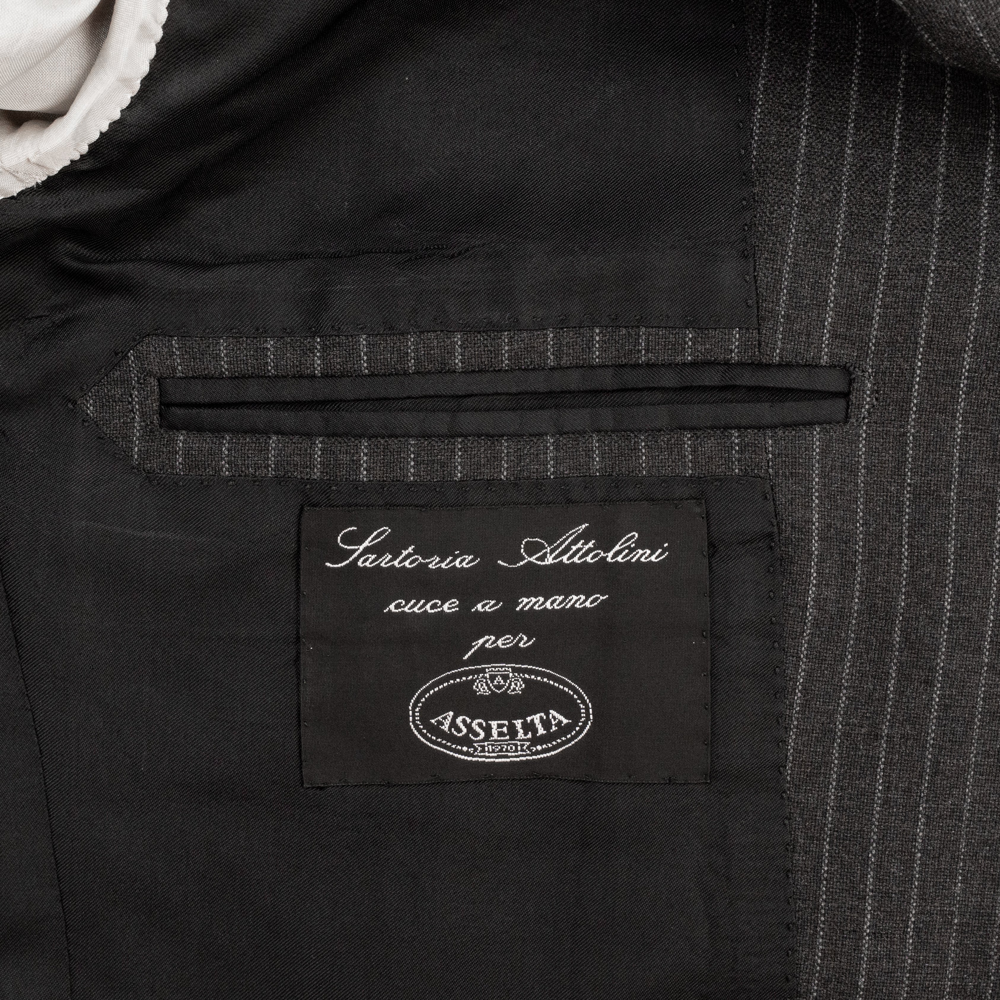CESARE ATTOLINI NAPOLI 3/2 Roll Suit Gray Wool 100's Pinstripe 40 US / 50 IT