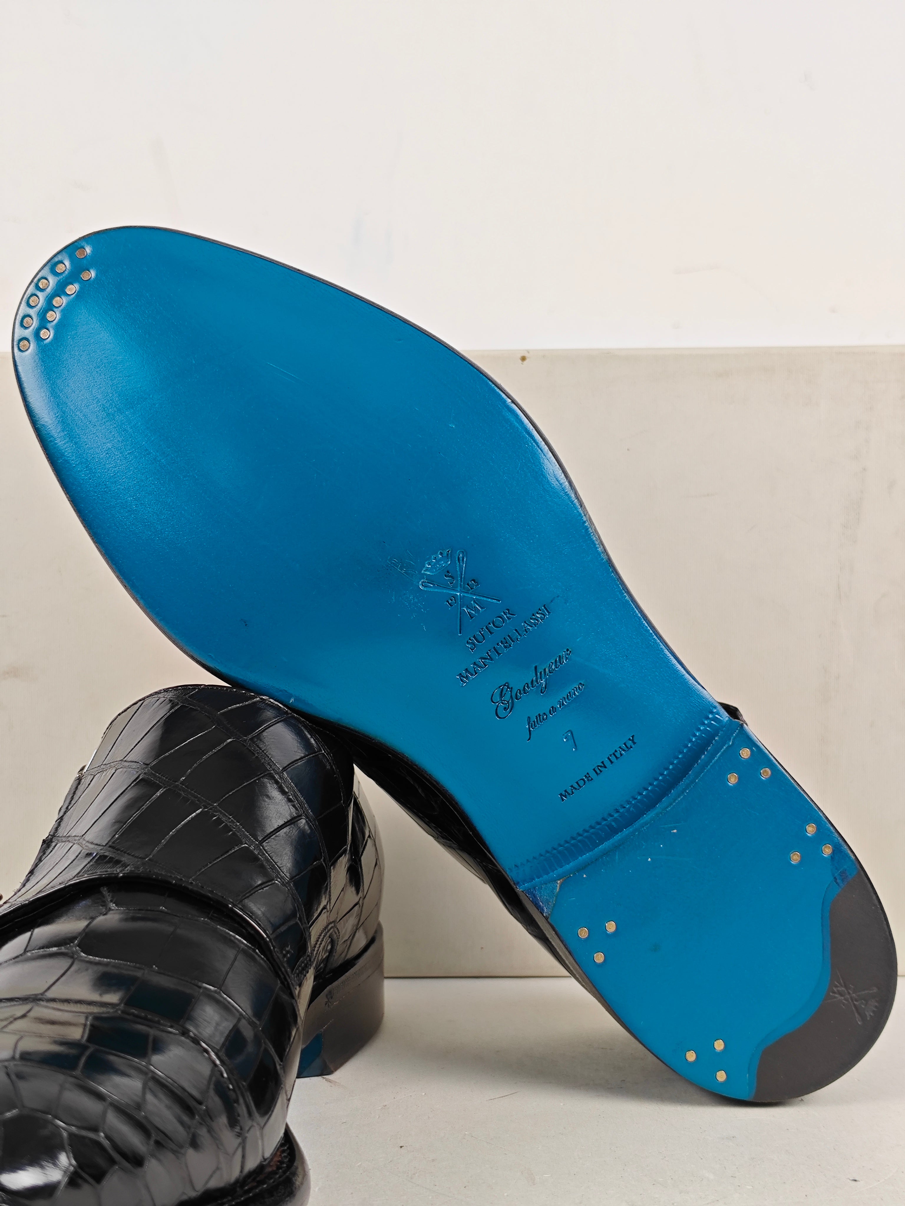 SUTOR MANTELLASSI Black Goodyear Double Monk Shoes Alligator