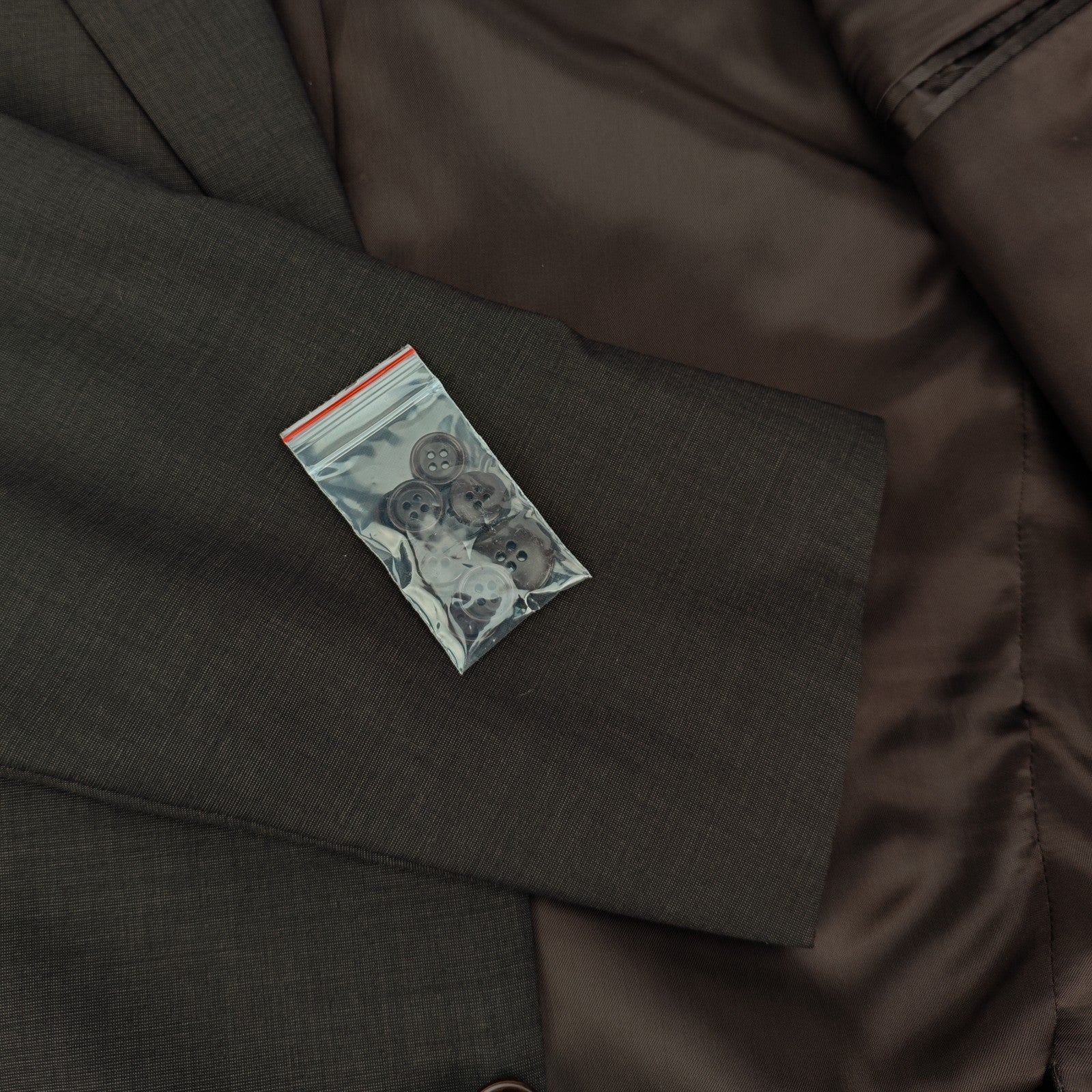 2600$ BURBERRY LONDON 3/2 Roll Suit Dark Brown Fine Wool Super 180’s 38 US 48 IT