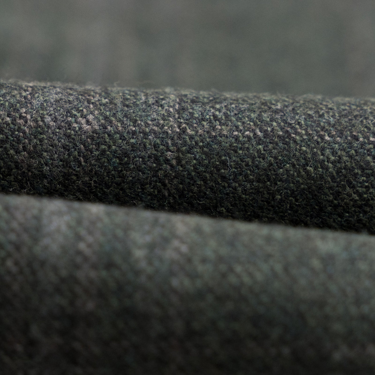 $6600 ISAIA NAPOLI "Capri" Green Suit Soft Wool Plaids 38 US / 48 EU 7R