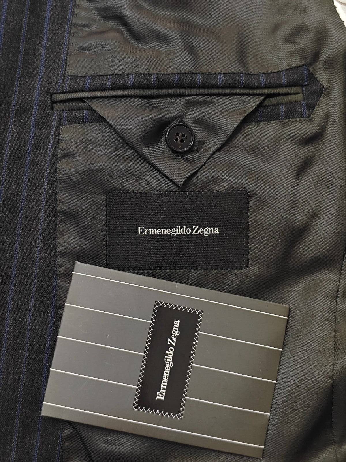 $4650 ERMENEGILDO ZEGNA Dark Gray / Blue Striped Suit Wool  42 US / 52 EU  R