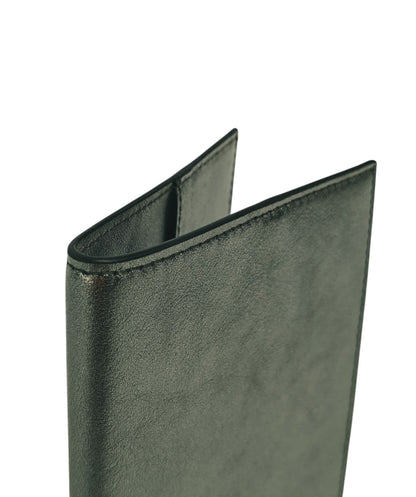 220$ PINEIDER FIRENZE 1774 "Metro Smooth" Passport Holder Calf Laminated Silver