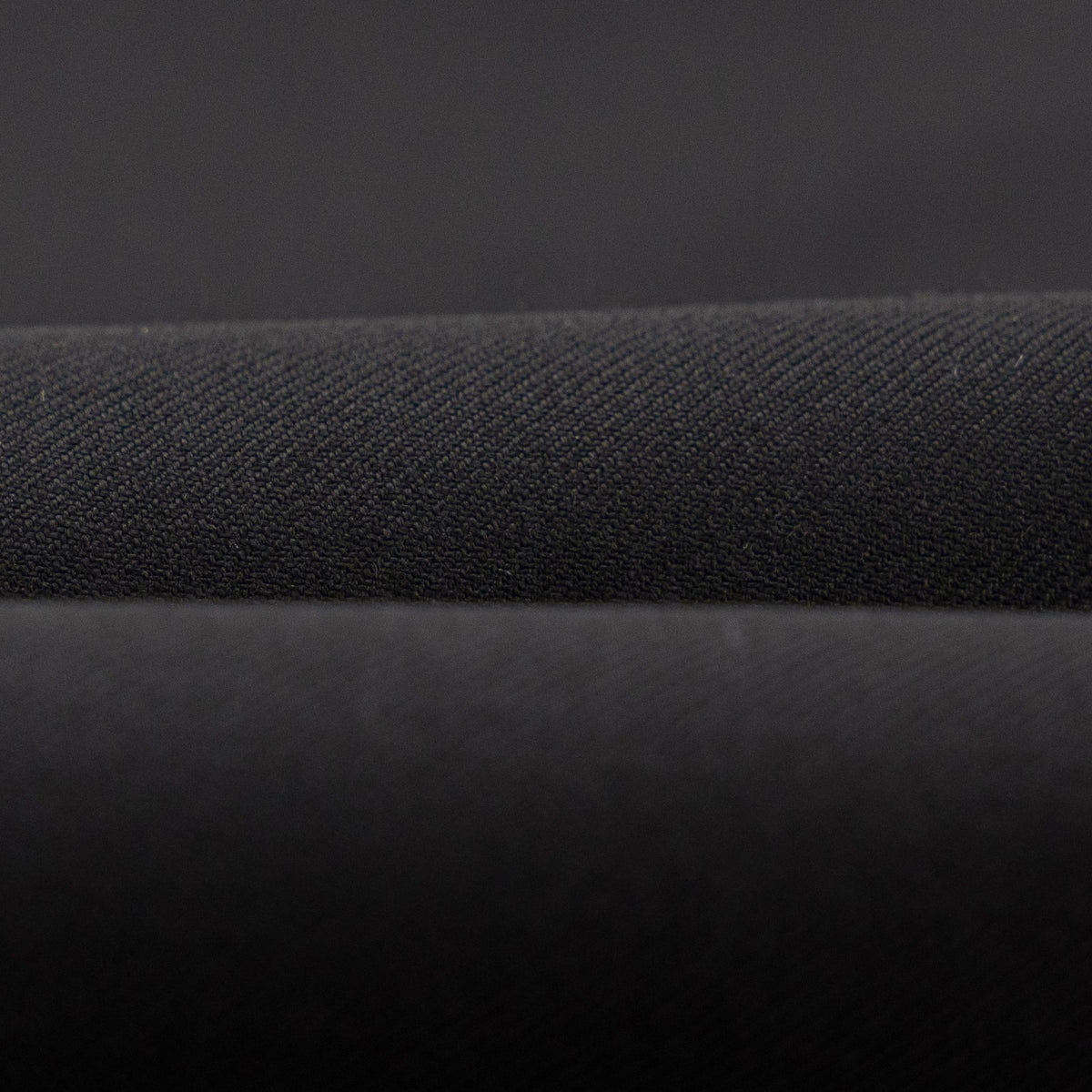 $7120 ISAIA "Gregorio" Black Suit Hand-Sewn Wool Aquaspider Water Repellent