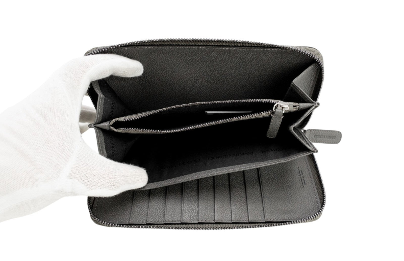 750$ GIORGIO ARMANI Wallet Zip Around Embossed GA Monogram Gray Taupe Leather