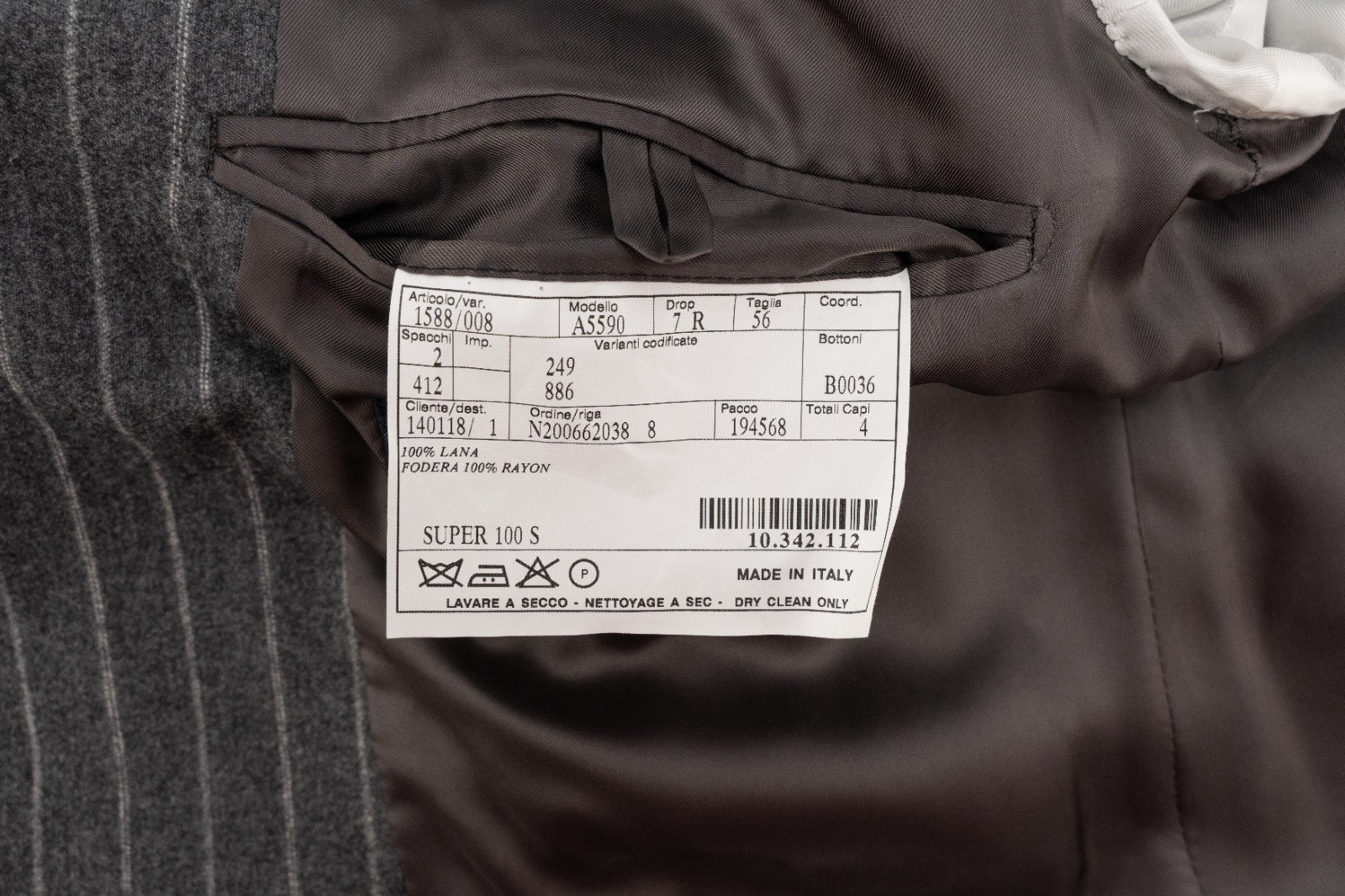 $1800 BURBERRY LONDON 3/2 Roll Suit Wool 100's Pinstripe Gray  46 US / 56 EU 7R
