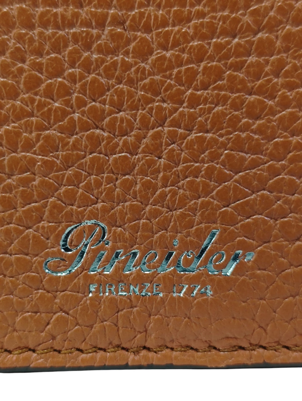 220$ PINEIDER FIRENZE 1774 "Bottolato" Passport Holder Grain Calf Brick Brown