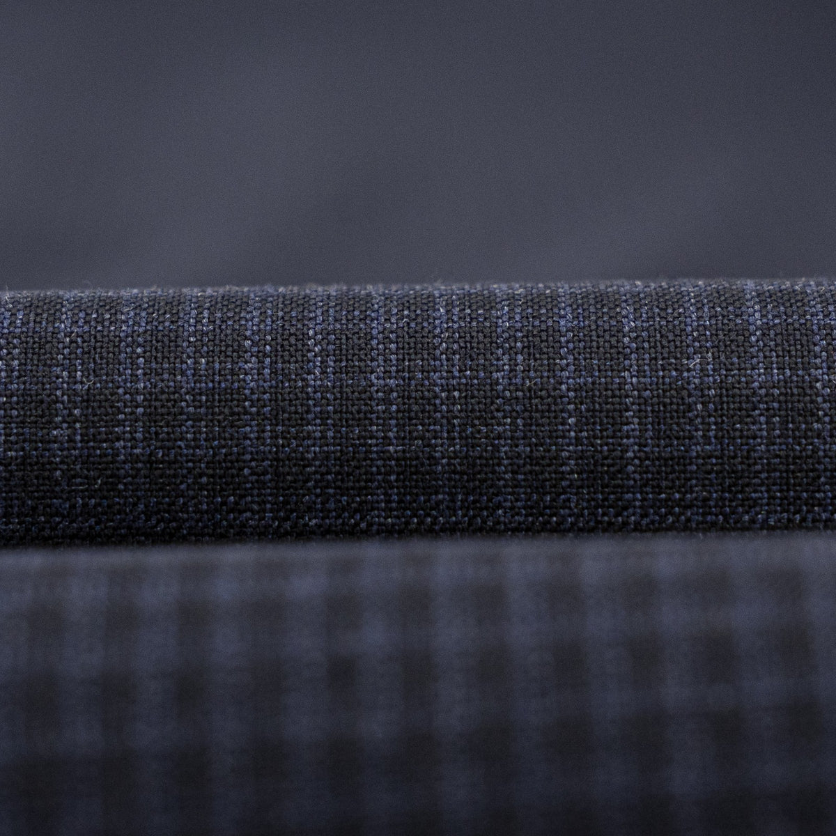 $6700 ISAIA "Gregorio" Dark Blue Suit Checks Fine Wool / Silk 38 US / 48 EU 7R