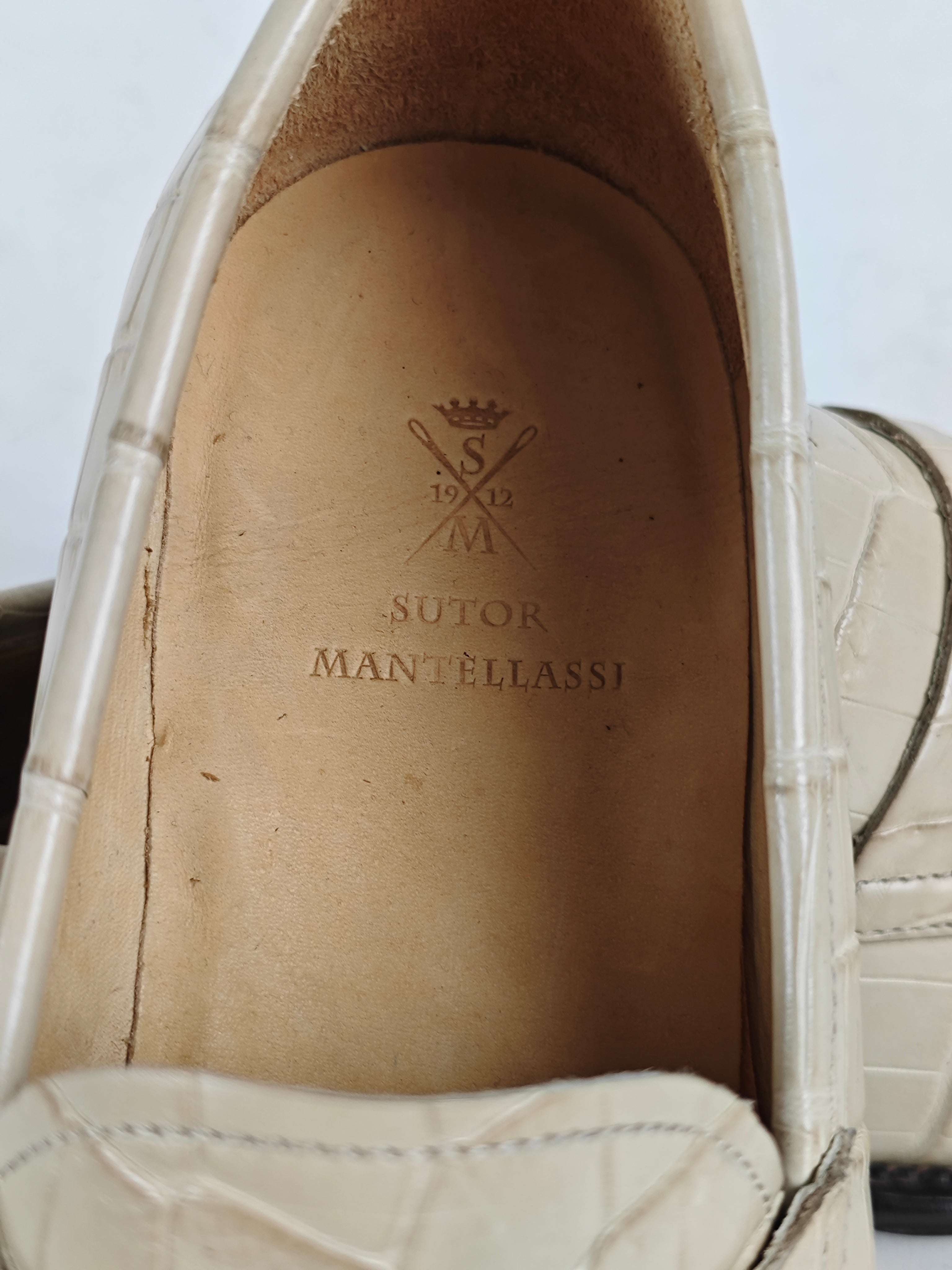 SUTOR MANTELLASSI Beige Goodyear Penny Loafer Shoes 100% Alligator