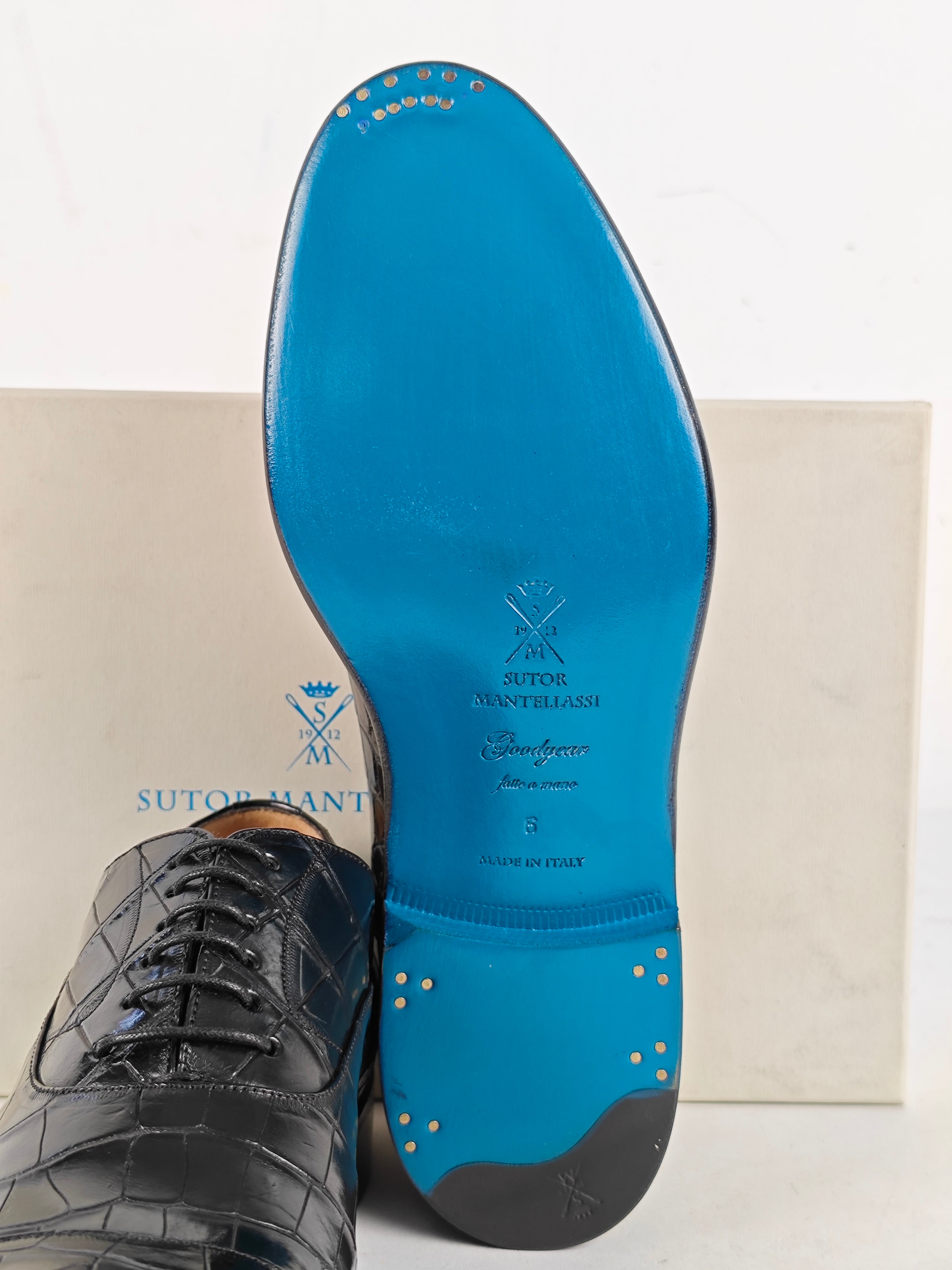 SUTOR MANTELLASSI Black Goodyear Oxford Shoes 100% Alligator